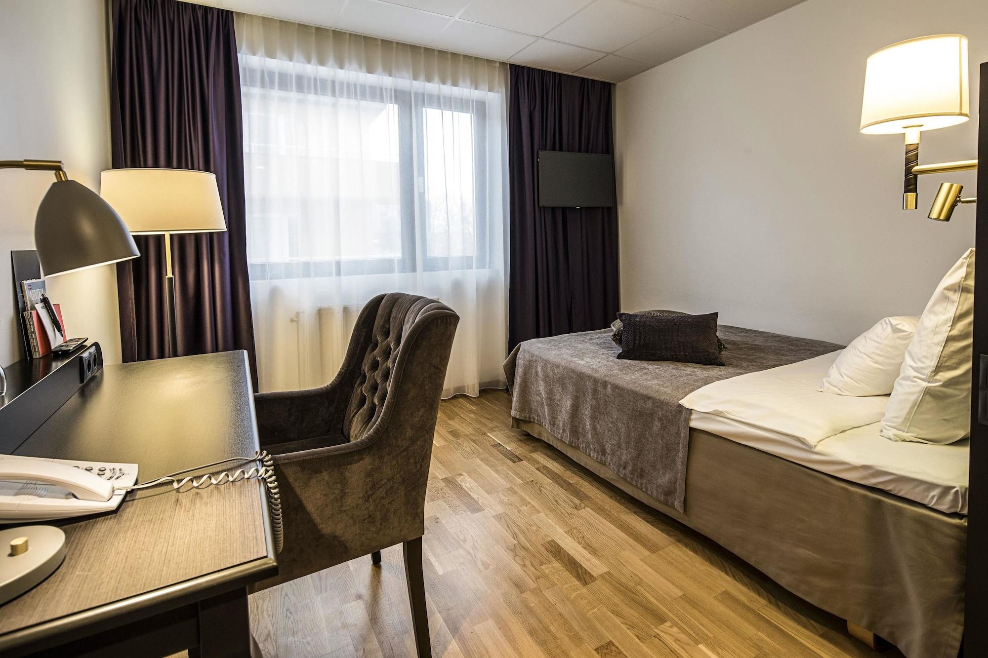 Home Hotel Bristol Arvika Dış mekan fotoğraf